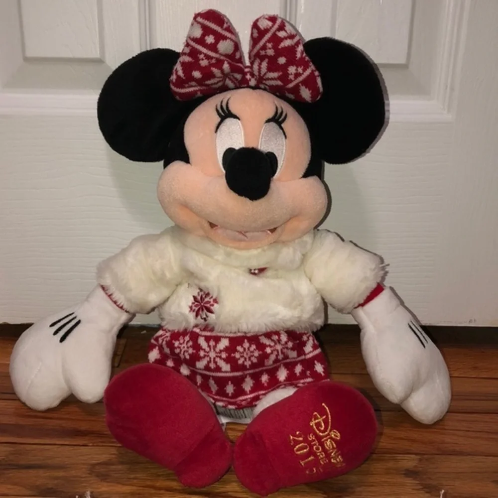 Disney 16” winter snowflake‎ Minnie Mouse plush